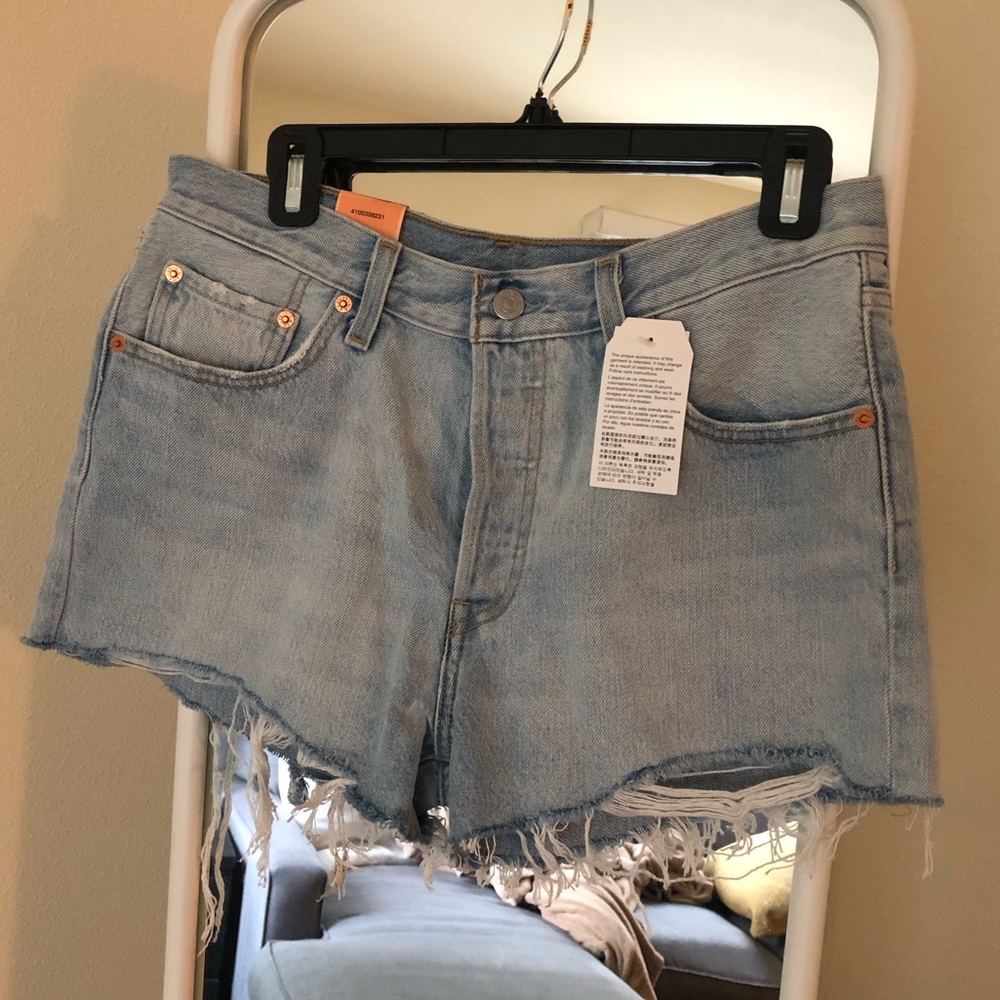 Levi’s 501 Straight Leg Button-Fly Short